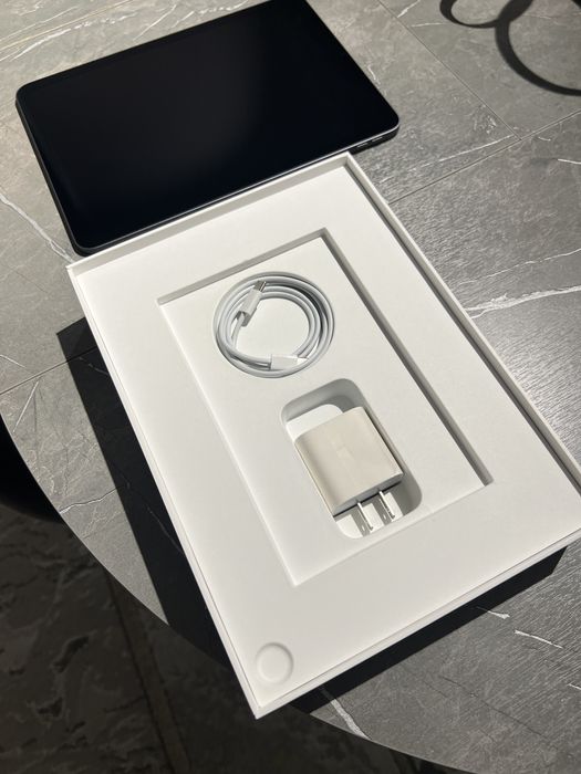 iPad Air 5 поколение 256gb