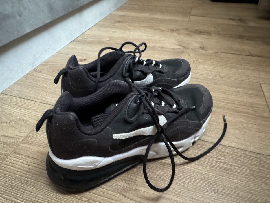 Маратонки Nike Air Max  270 react