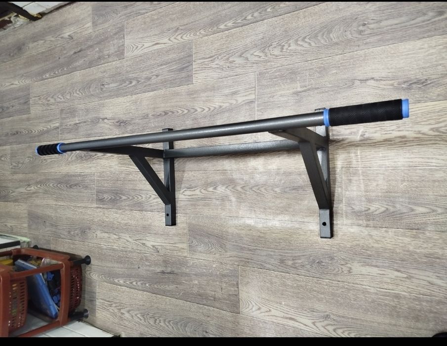 Турник спортивный