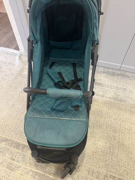 Срочно продам коляску