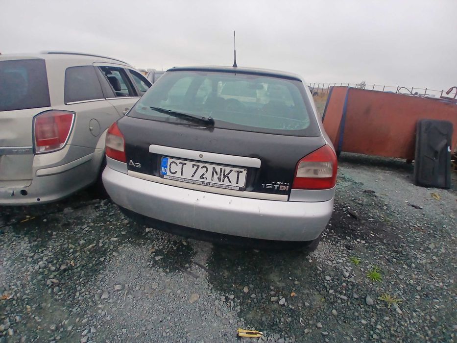 Dezmembrez audi a3 8l
