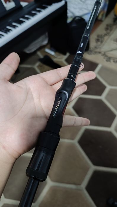 Продам спиннинг DAM