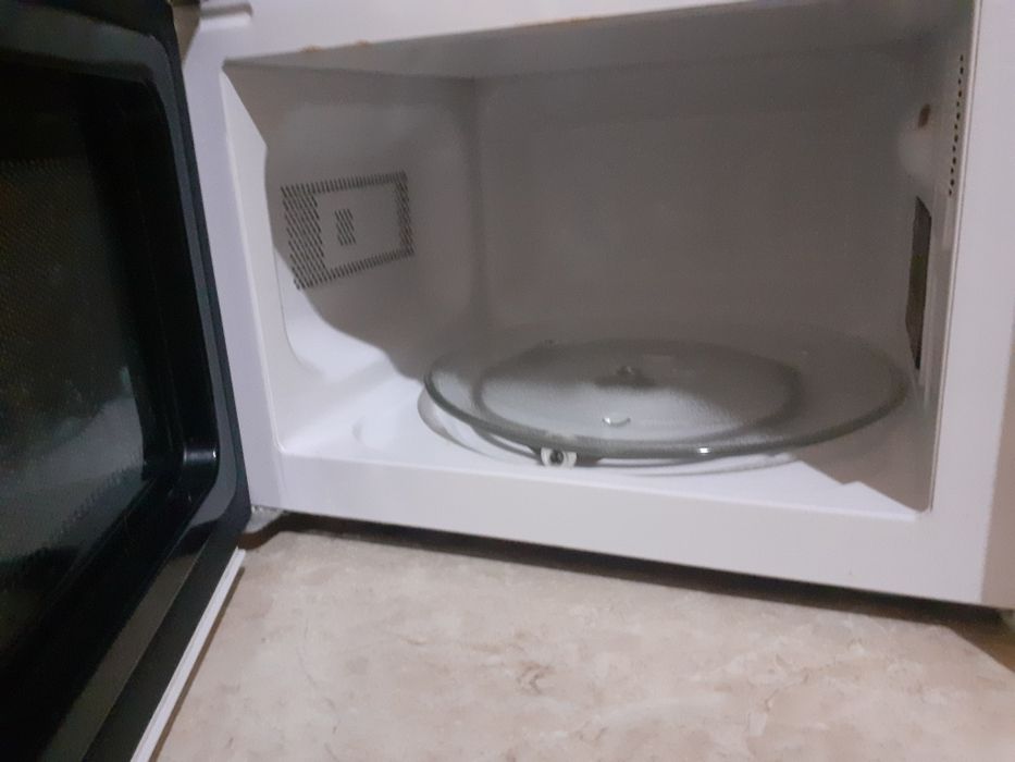 Продам микроволновую печь