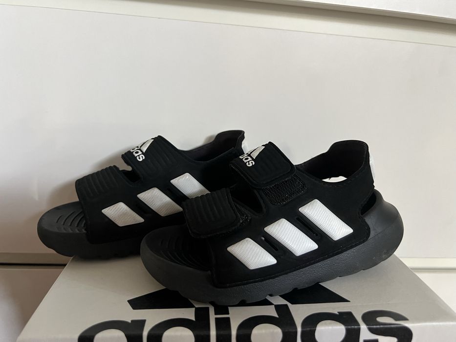 Детски сандали adidas