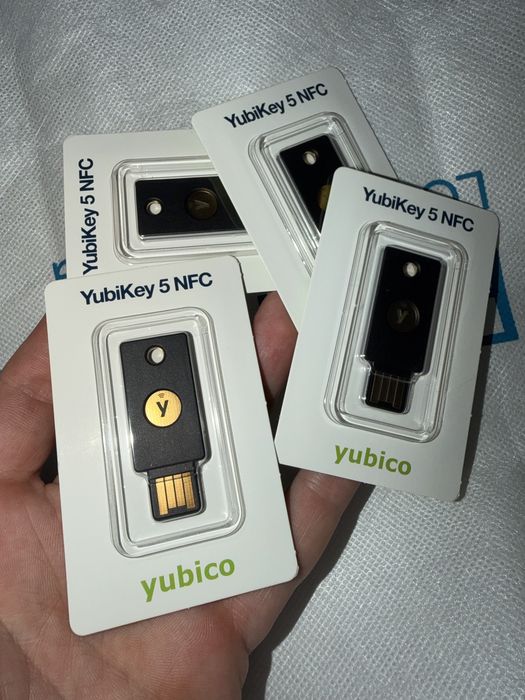 [LIVRARE OLX OK] Pachet 2x Chei de logare fizice, Yubico YubiKey 5 USB-A NFC