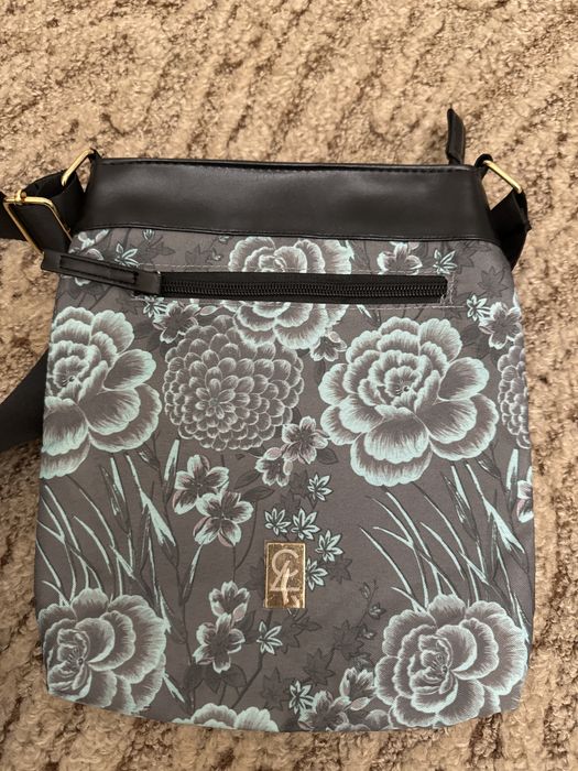 Продам сумку новая