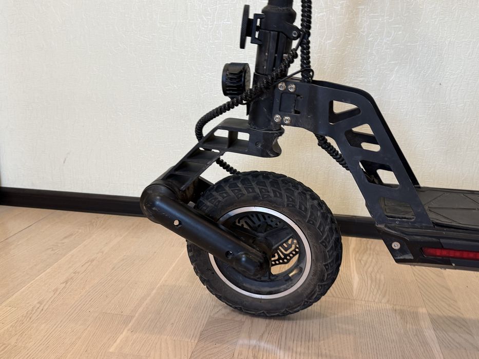 Продам электросамокат Kugoo G2 Pro