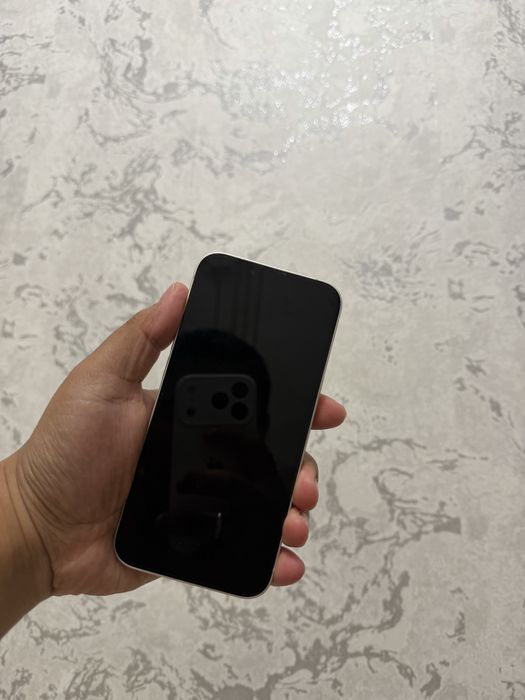 Продам айфон 13 iPhone