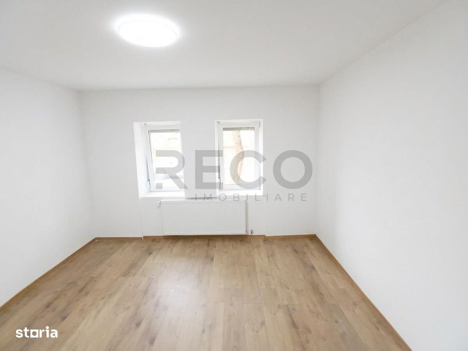 RECO Casa 4 camere, renovata complet, dublu front stradal