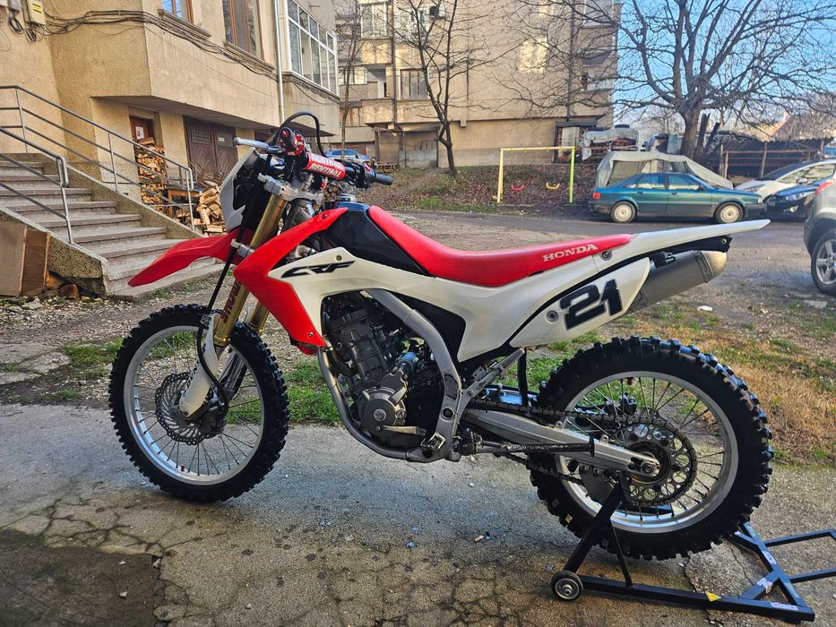 Продавам Honda CRF 250 L