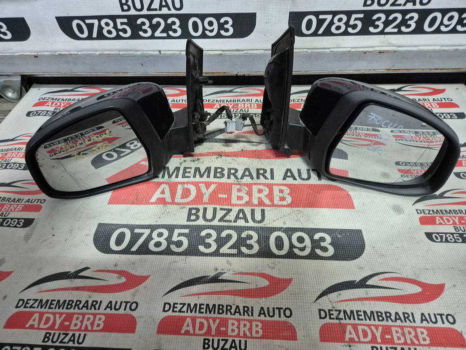 Oglinda stanga / Oglinda dreapta Ford focus 2 an 2009