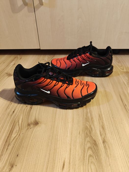 Nike Air Max Plus TN black/red 43