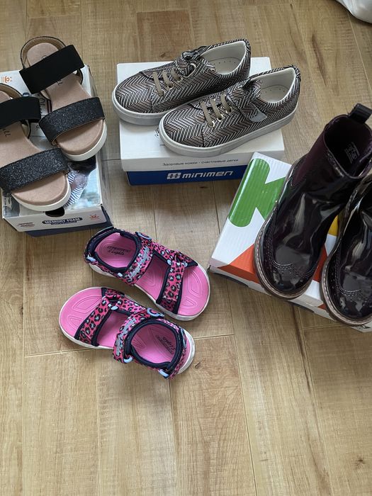 Качественная , фирменная обувь для девочек!