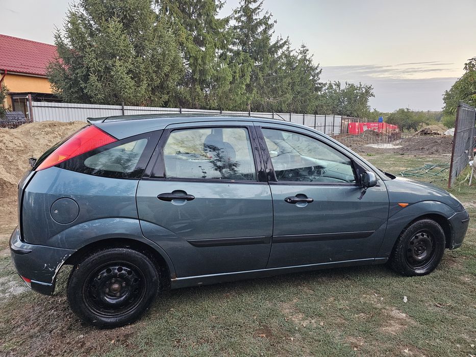 FORD Focus 2003 — imagine 3