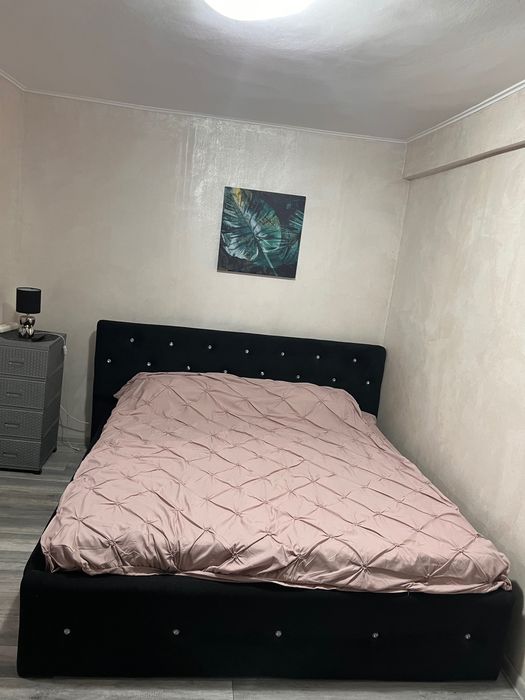 Închiriez apartament în centru Buzău  etaj 1 preț 400 €