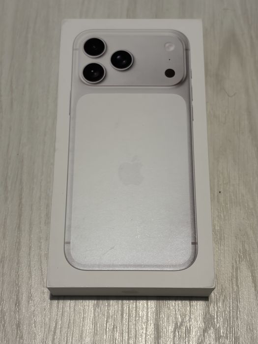 Iphone 17 Pro Max 256 GB Silver