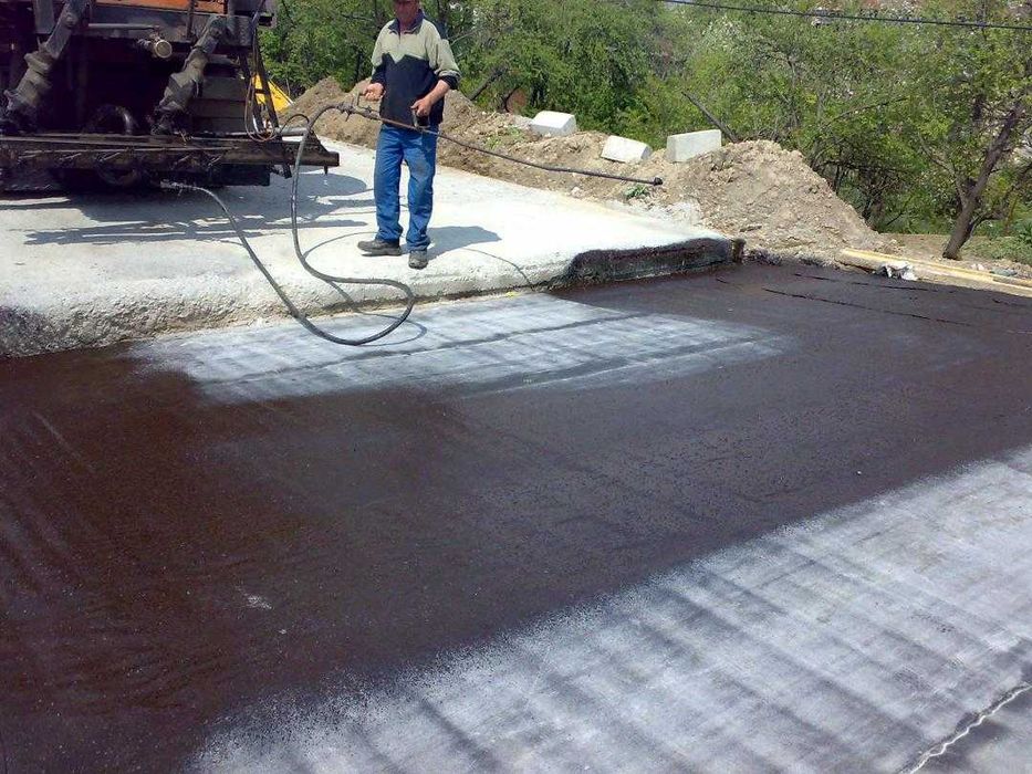 Drumuri Retele Edilitare Asfaltari Firma Constructii Platforme Trotuare Parcari Amenajari Exterioare si Lucrari Punctuale