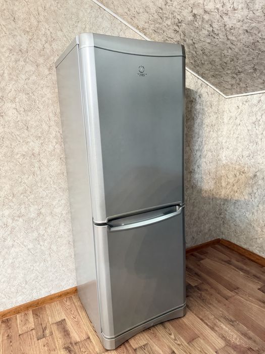 Холодильник продам