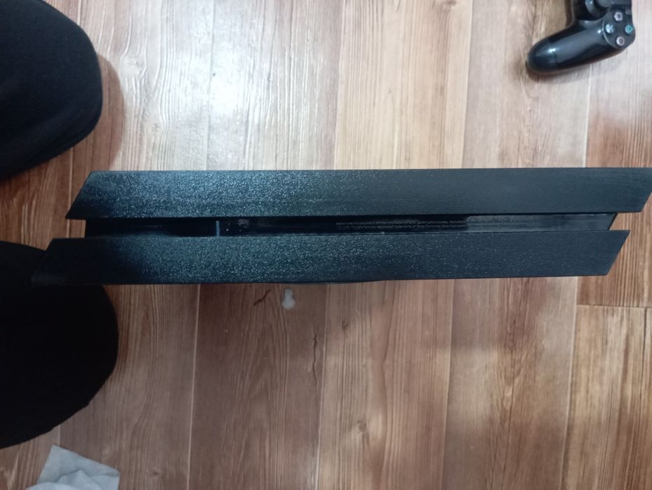 Sony PlayStation 4 полностью рабочий
