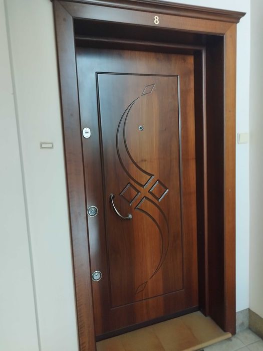 ТРИСТАЕН, Идеален център