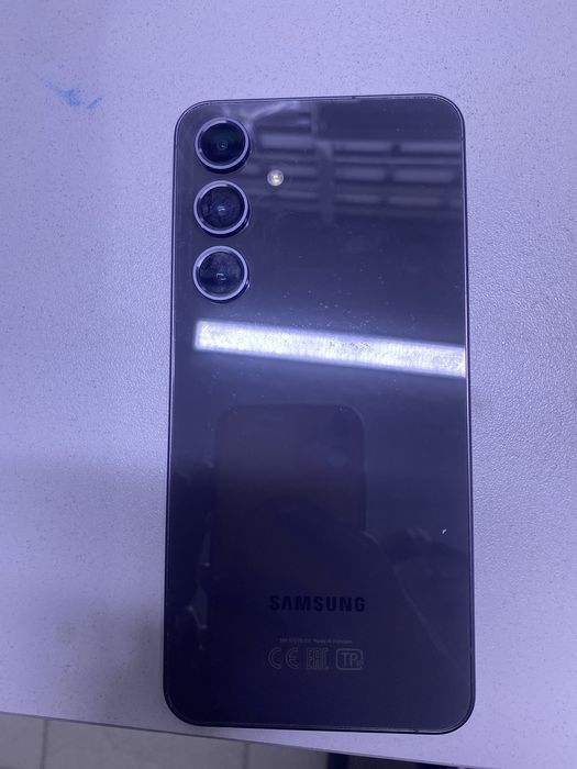 Samsung Galaxy S 24 Fe лот 103/2702