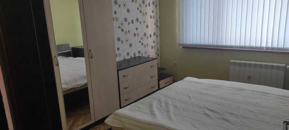 Дава се под наем Тристаен апартамент в Бургас, Зорница - 90 кв.м за 216.75 € - Снимка #2