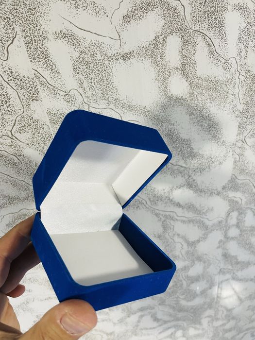 соат учун футляр оптом