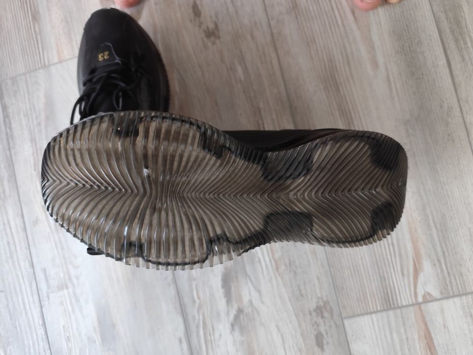 Черни мъжки обувки