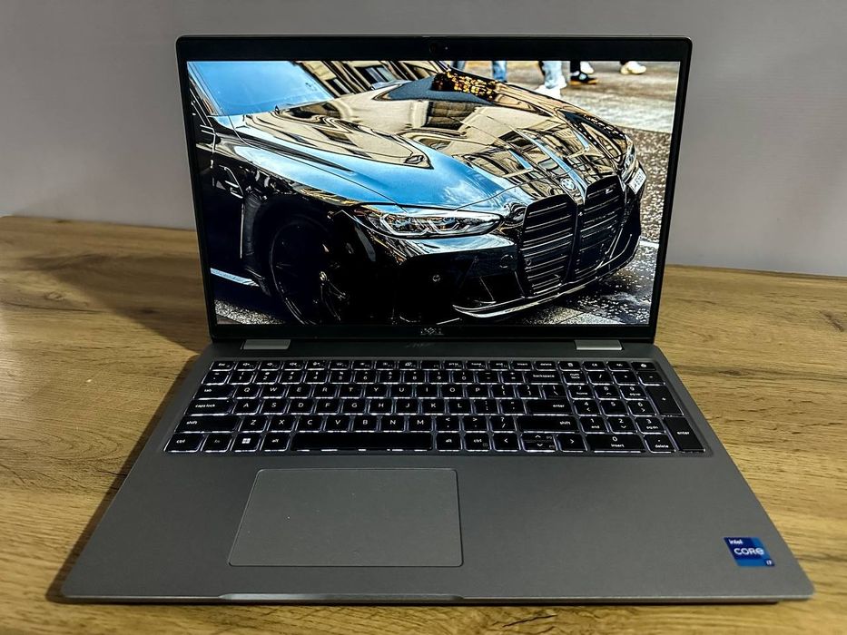 Noutbook 11 avlod CORE I7 +