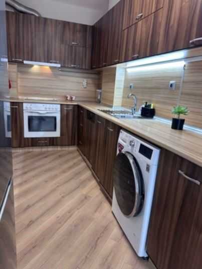 Дава се под наем Двустаен апартамент в София, Карпузица - 74 кв.м за 547.23 € - Снимка #3