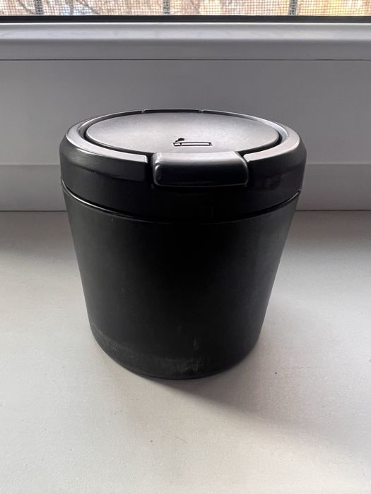 Пепельница для машины