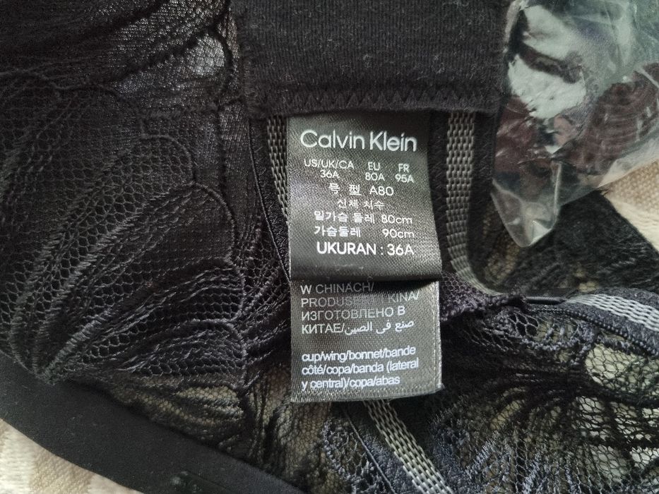 Sutien din dantela Calvin Klein