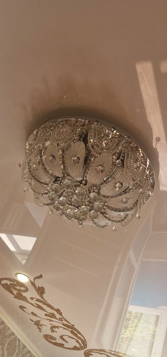 Продам люстру, срочно. Торг