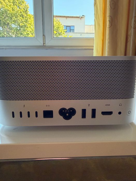 Apple Mac Studio M3 Ultra