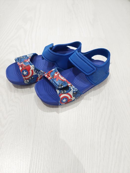 Маратонки Adidas