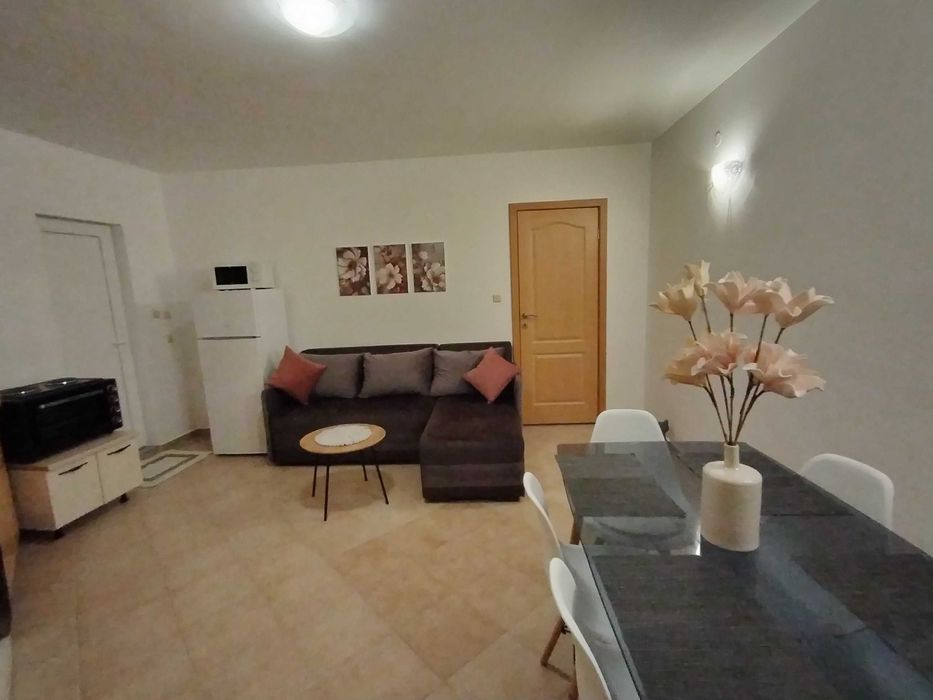 Продава се Тристаен апартамент в Созопол - 91 кв.м за 2308 €/кв.м - Снимка #3