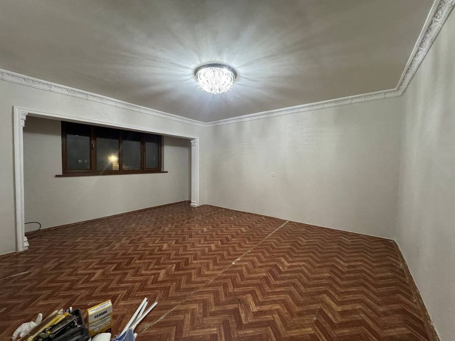 Юнусабад 4 квартал. Продается квартира 3/3/4