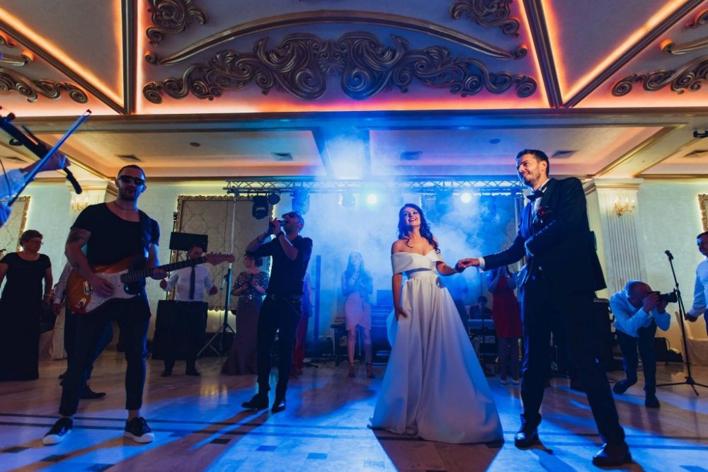 Rochie mireasa facuta la comanda