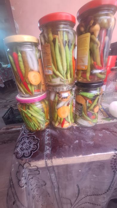 Vând castraveti murați,ardei bulgăresc,gheara găinii!!