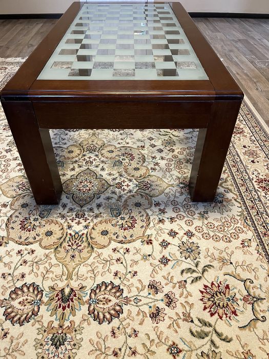 Журнальный столик