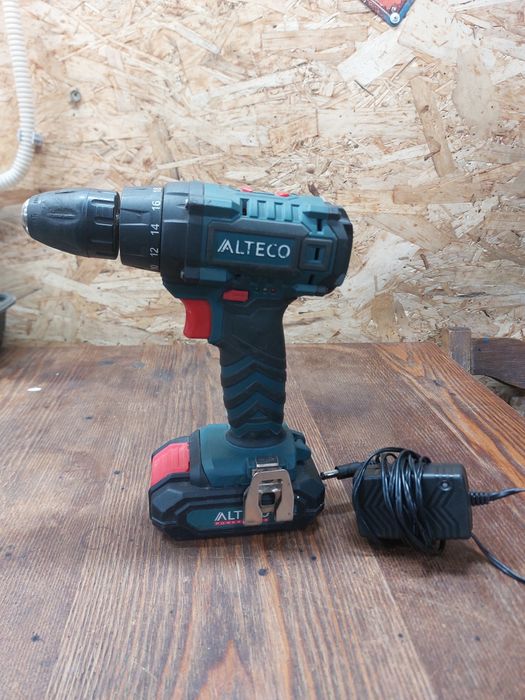 Продам шуруповёрт Alteco