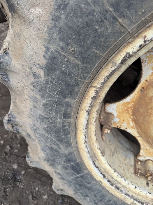 Cauciuc tractor 14.9/13-28