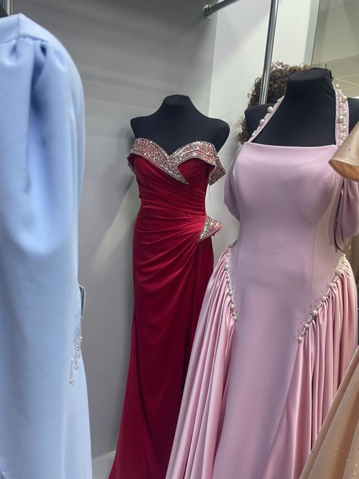 Продам шикарное платье