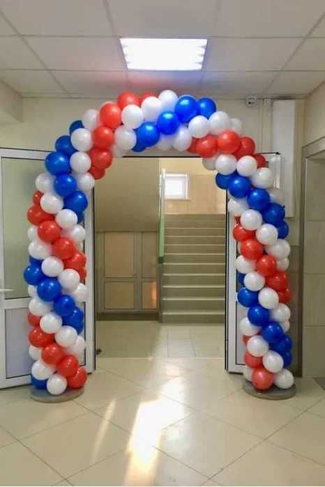 оформление шарами входа шарики