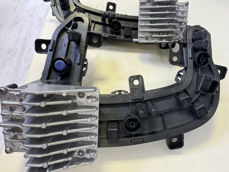 12E941055E, 12E941056E Лед дневни светлини за VW up E -Up Комплект!