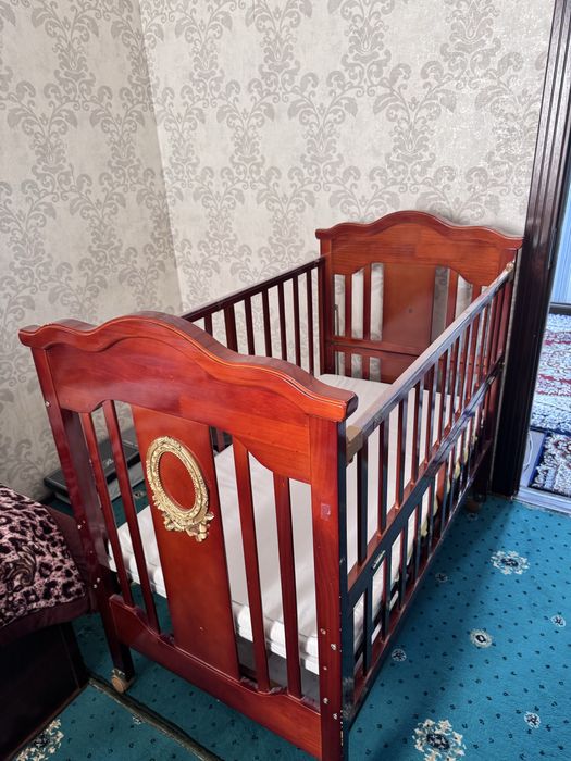 Детская кроватка / Bolalar krovat sotiladi