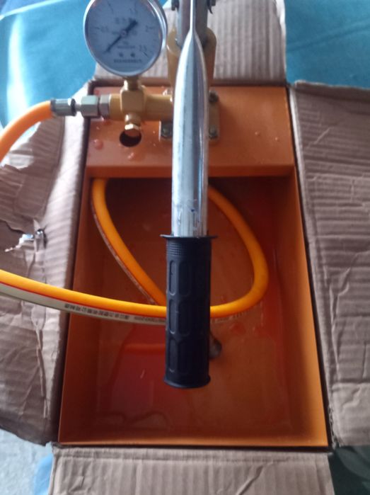 Pompa manuala antigel panouri solare. NOU