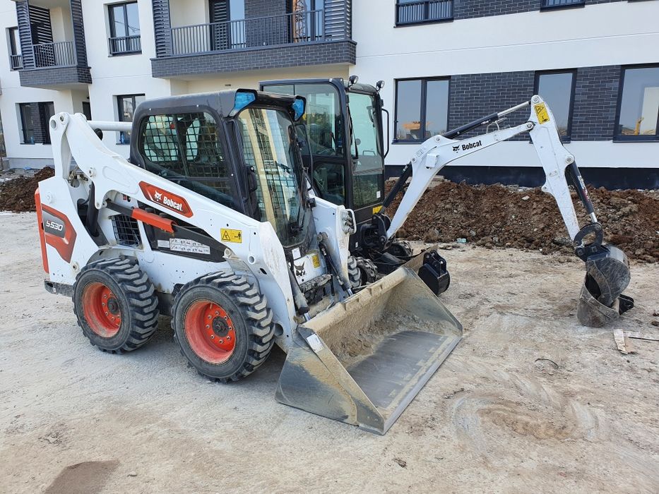 Bobcat miniincarcator senilat mini utilaje perie colectoare