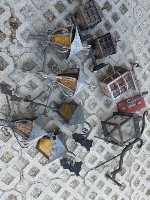 Стари , масивни лампи  Уникати  от ковано желязо . Над 50 годишни