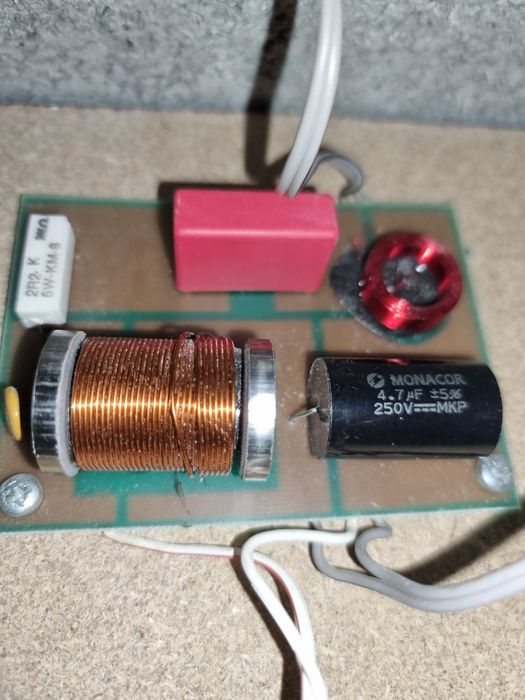 Proba Av Boxe audio Upgrade AVANCE CONCRETE  din beton VIFA MONACOR 4o